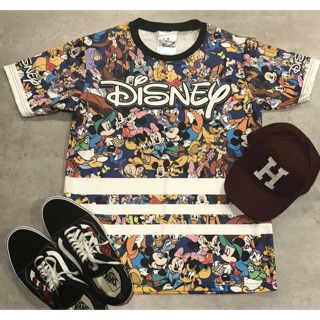 เสื้อยืด &amp; เดรสลาย Disney