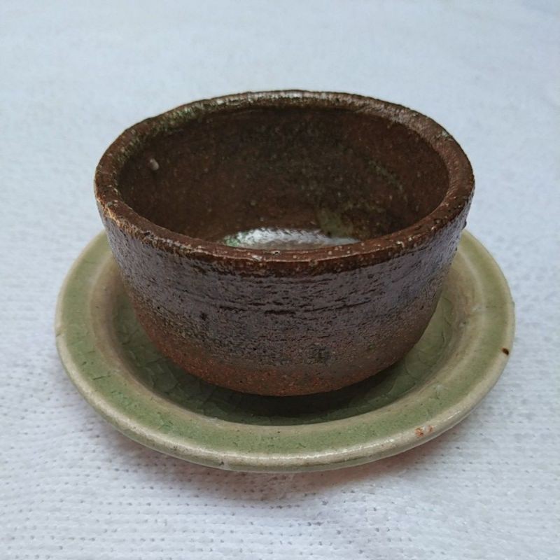 แก้วน้ำชา/ กระถาง จานรอง เซรามิกมือสองญี่ปุ่น งานตำหนิ