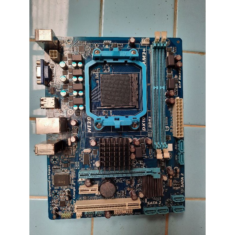 บอร์ด gigabyte ga-78lmt-s2 (socket am3+)