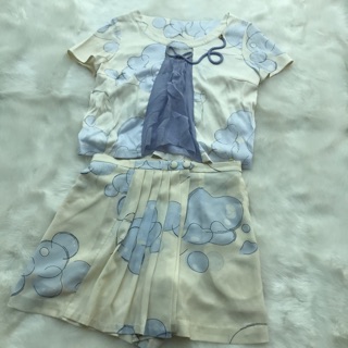 ชุดเซ็ท kloset เสื้อ us2 กระโปรงกางเกง us 4