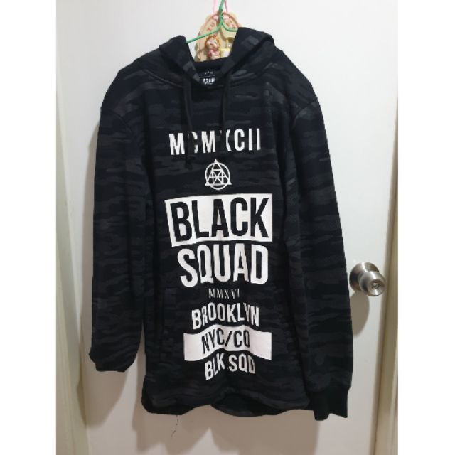 เสื้อกันหนาวทรงยาวสีดำป้าย"fsbn"