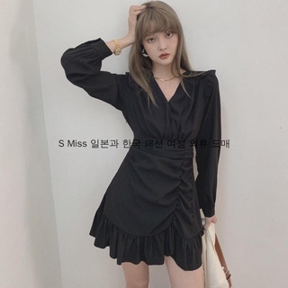 S Miss2022 Irregular pleated black dress, waist and slim temperament V-neck sexy age-reducing dress