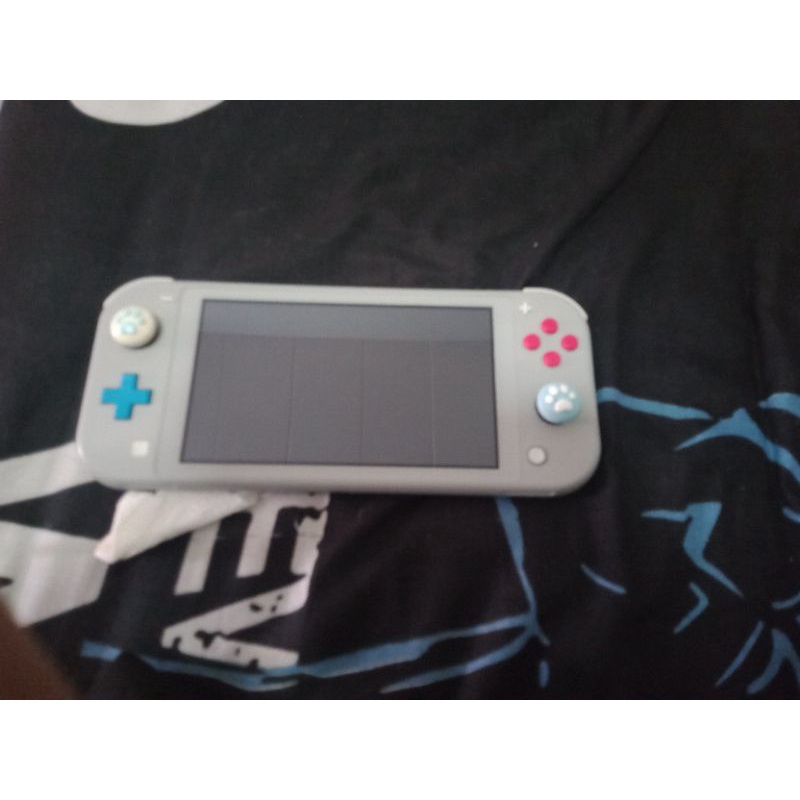 Nintendo switch lite ลายPokemon มือสอง เครื่องแท้ ไม่ได้แปลง (ขายด่วน!!!)
