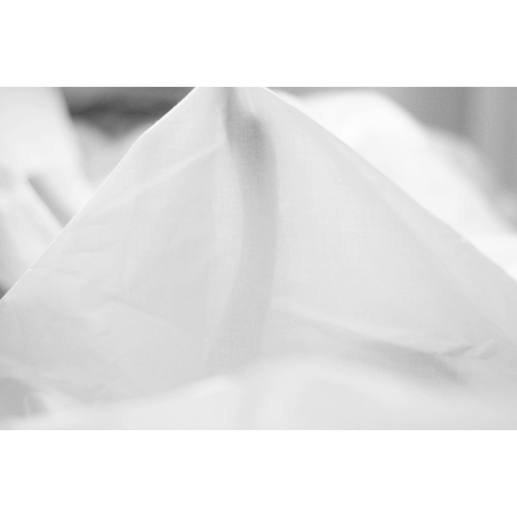 [SALE] ผ้าเมตร  คอตตอน ฝ้ายมัสลินแท้ 100% สีขาว เหมาะทำหน้ากากอนามัย mask [MLC02]