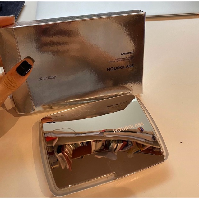 HOURGLASS Ambient Lighting Edit Ghost (Limited Edition) chanyagib