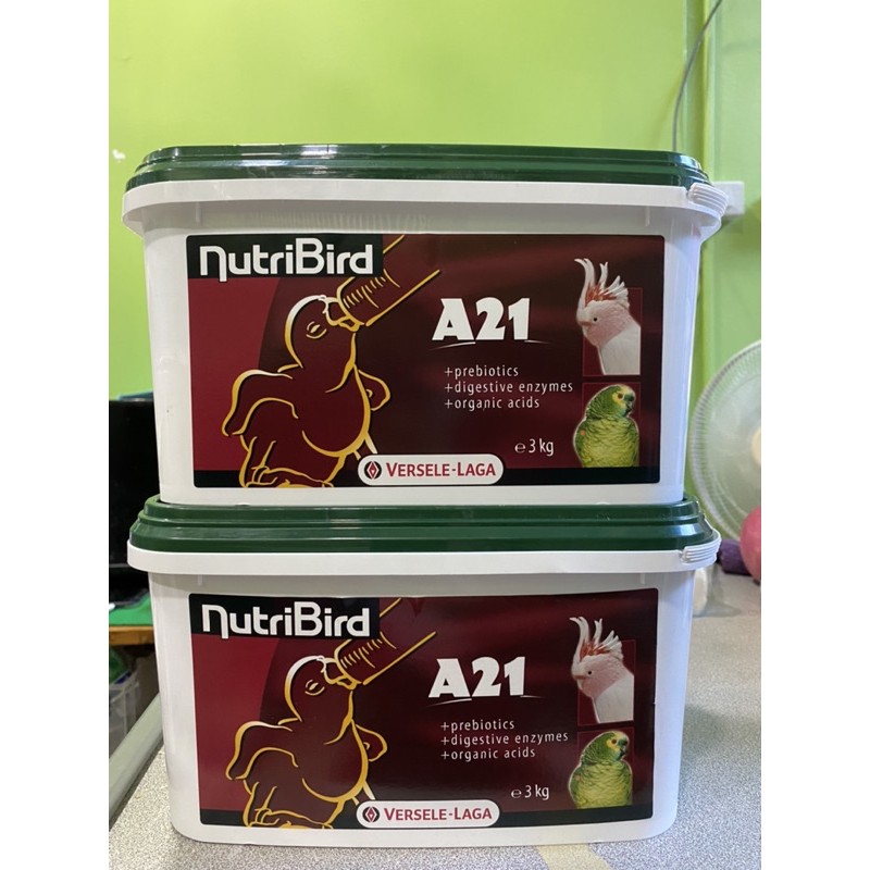 อาหารลูกป้อน nutriBird. A 21