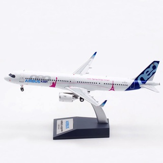 โมเดลเครื่องบิน 1:200 a321neo d-avzo