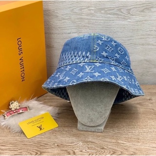 หมวก LOUIS VUITTON LV BUCKET