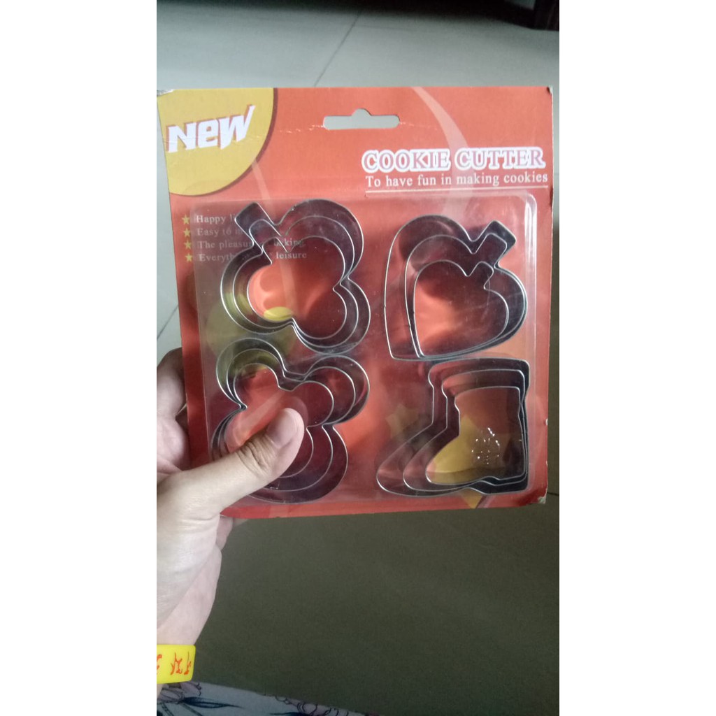 Cookie Cookie Cookie Cutter Love Motif แม่พิมพ์เค้กดาวทรงกลม