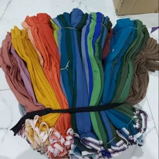 🔥ปลอกแขนกันแดด สีในรูปคือตัวอย่าง🔥 ผ้ายืด อย่างดี แพคคละสี แพคละ10คู่ ⭐⭐