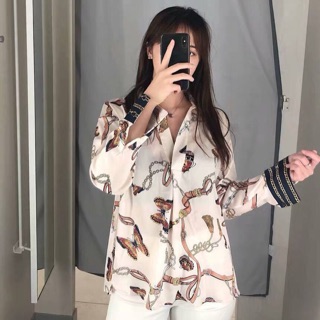 เสื้อเชิ้ตลายผีเสื้อผ้าใส่สบายลายสวยค่าา