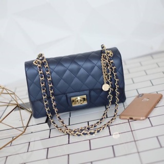 🎉 KEEP shoulder chevron  chain handbag ( อะไหล่ รมควันดำ )