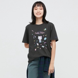 SANRIO Uniqlo เสื้อยืดแขนสั้น พิมพ์ลายคิตตี้ สําหรับผู้หญิง 447384