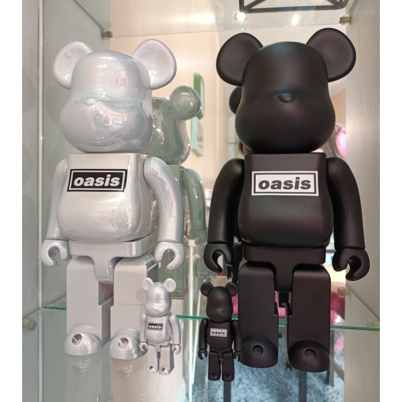 ของเล่นสะสม Bearbrick Oasis White Chrome 400+100%