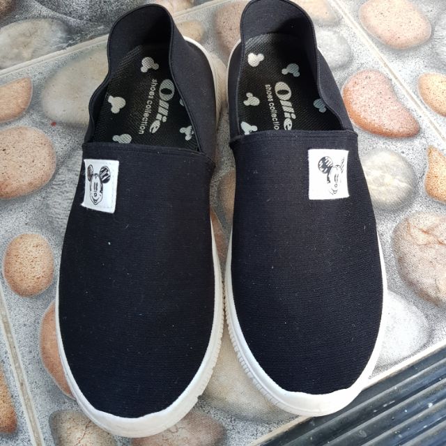 รองเท้าแบบยางยืด Ollie ไซร์ 38-39 ใส่ได้