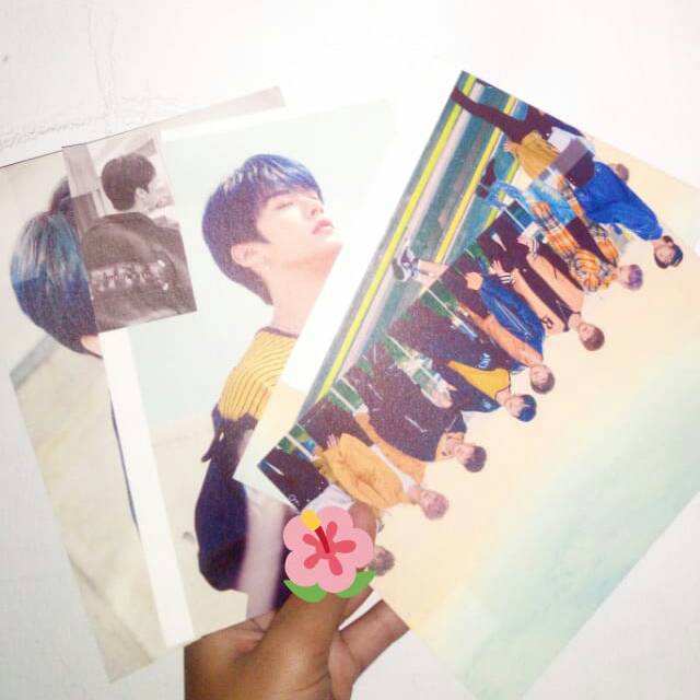 SHARING POSTCARD DISTRICT9: UNLOCK