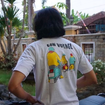 เสื้อยืด Kaos Official Voyage Vespa Article 004 Bon Voyage White