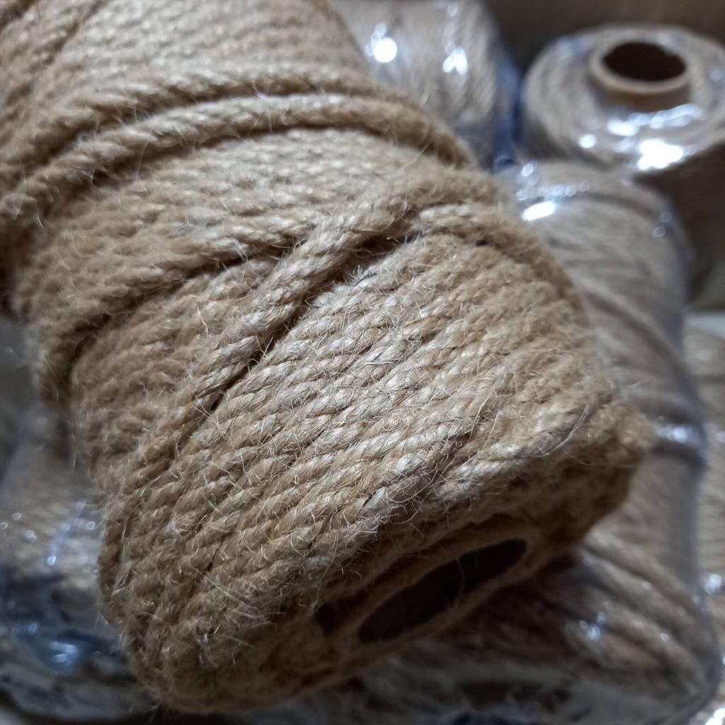 เชือกมะนิลา 6 มิล ม้วน 50 เมตร