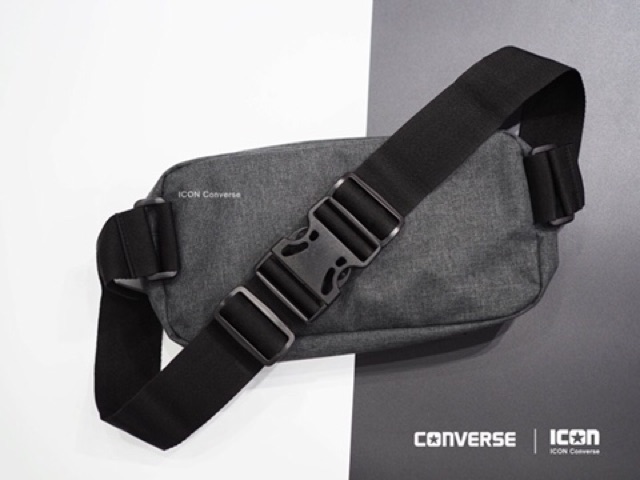 Converse monotone store waist bag