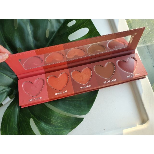 4U2 x EVEANDBOY CREAM BLUSH PALETTE