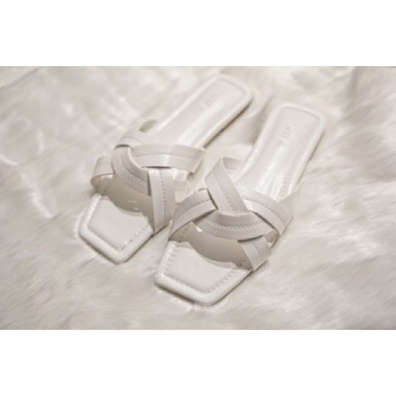 NEW⚡️White Sandals (35)