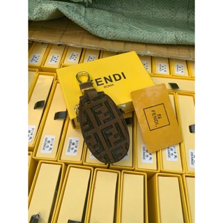 พวงกุญแจ Hermes/Fendi พร้อมกล่อง