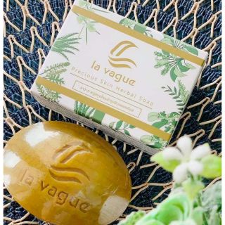 สบู่ รักษาสิว  la vague pre cious skin herbal soap