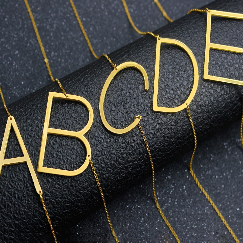 ACC128 QZ สแตนเลสเงินตัวอักษรสร้อยคอเริ่มต้นสําหรับผู้หญิงสร้อยคอแฟชั่นอุปกรณ์เสริมของผู้หญิง