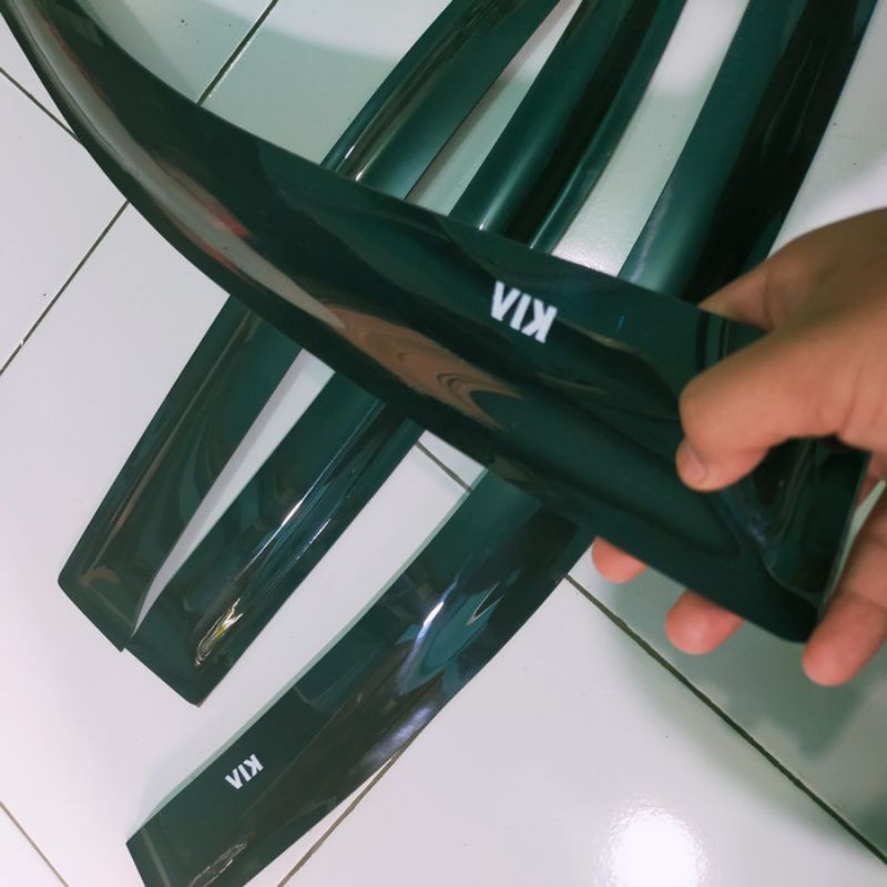 รางน้ํายี่ห้อ KIA RIO TDC