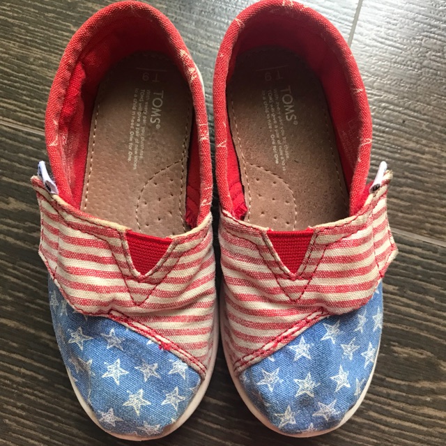 รองเท้าเด็ก สลิปออน Toms ลายธงชาติอเมริกา ไซส์ 16 ซม
