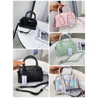 กระเป๋าguess 5 สี คลอใหม่ มีสายยาว แท้ปลอมคืนเงิน 💯