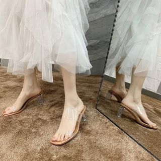 รองเท้าสุดฮิตสีใสสไตล์​เกาหลี