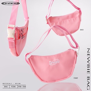 DADDY | Newbie Bag Pink กระเป๋าสะพายข้าง สีชมพูสุดน่ารัก