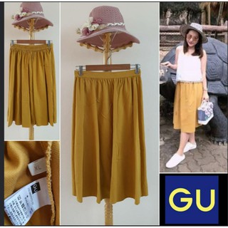 กระโปรงแบรนด์ GUชั้นนำของญี่ปุ่น💯Sz.XL กับสีเหลืองมาสตาด..ดีเทลสวยทำงานลำลองได้หมด