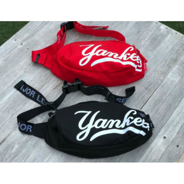 *New*กระเป๋าคาดอก MLB NY Yankees