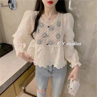 𝙁.𝙔 𝙨𝙩𝙪𝙙𝙞𝙤𝙨 🌟 พร้อมส่ง🌟 NO.56 ☆NEW ARRIVALS ☆เสื้อแขนยาวผ้าฉลุลายลูกไม้น่ารักๆ