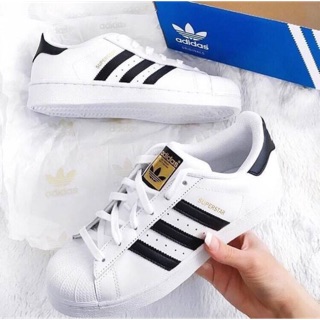 รองเท้า adidas superstar