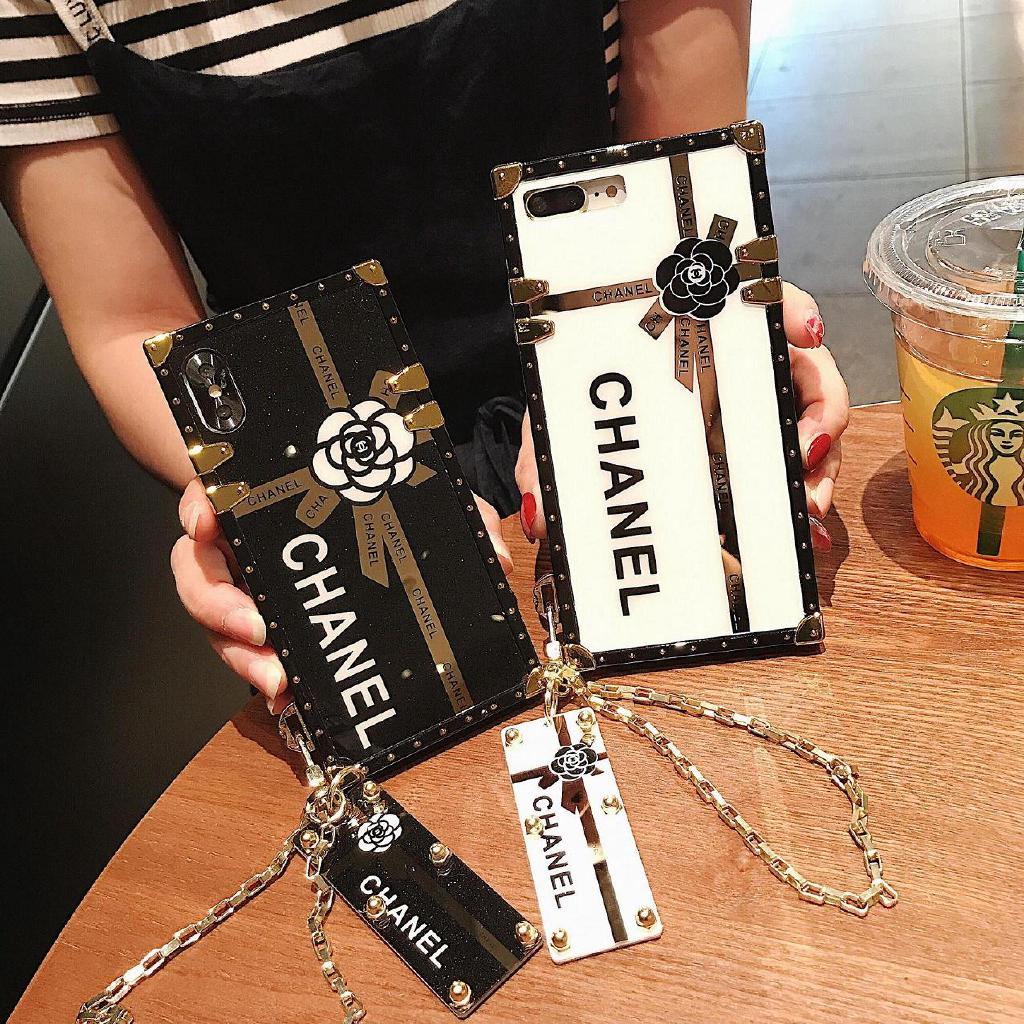 เคสโทรศัพท์ For Samsung Galaxy S22 Ultra S22 Plus M30 A40 A60 A70 A7 2018 A750 Fashion Brand Camellia Square Phone Case