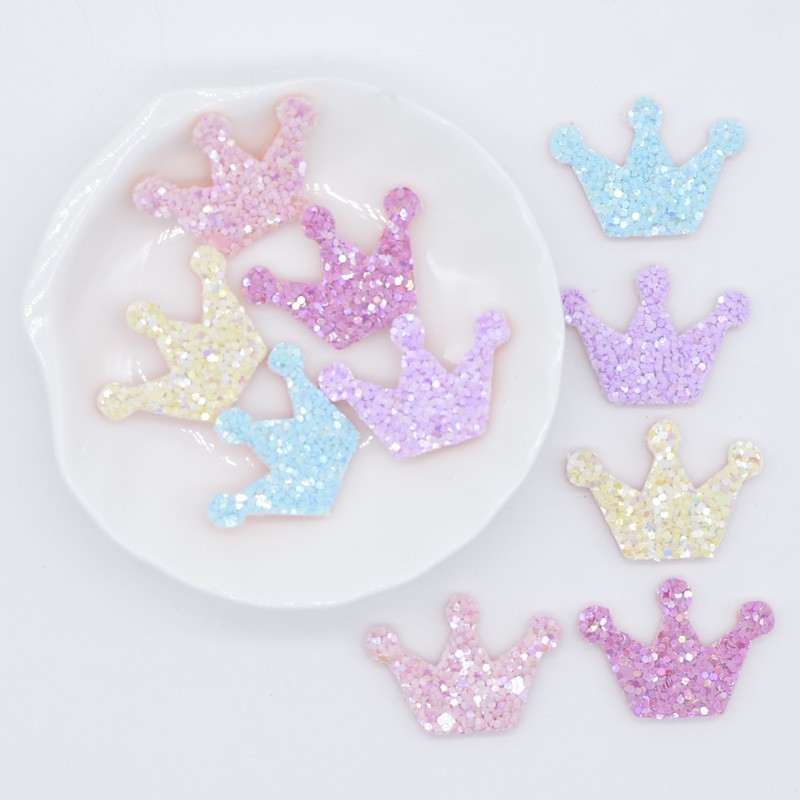 50 ชิ้น 3 ซม.Glitter ผ้ามงกุฎ Applique สําหรับงานฝีมือ Stick อุปกรณ์ DIY Headwear กิ๊บติดผม Bow Decor อุปกรณ์เสริมแพทช์