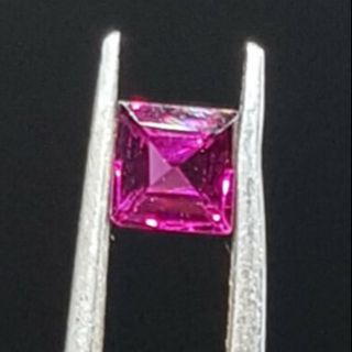 Rhodolite Geniune Gemstone (Square Shape)