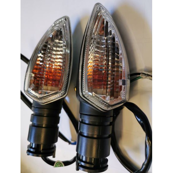 ไฟเลี้ยวหน้า Mสแลช R15 ไฟเลี้ยวหลังMสแลช R15 ไฟเลี้ยวหน้า M-SlaZ ,R15 ไฟเลี้ยวหลังM-SlaZ ,R15