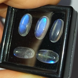 พลอย หลังเบี้ย มูนสโตน มุกดาหาร เหลือบ ฟ้า น้ำเงิน ธรรมชาติ แท้ ( Natural Blue Flash Moonstone ) หนักรวม 6.80 กะรัต