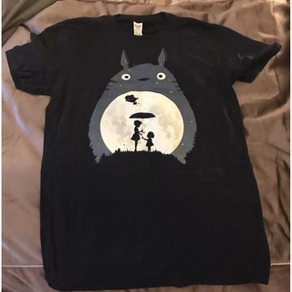 เสื้อแฟชั่นผญ2022 อื่นๆ - มงคล /สตูดิโอจิบลิ Totoro เสื้อ M Bnwot Qwertee เพาะกายเสื้อยืดสําหรับผู้