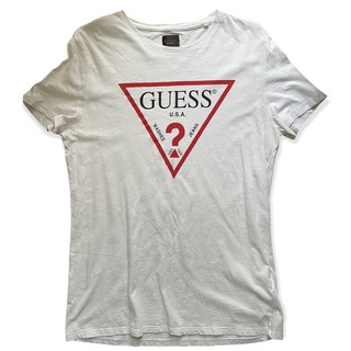 GUESS เสื้อยืดสีขาว เสื้อยืดผู้ชาย เสื้อผ้าผู้ชาย มือสอง