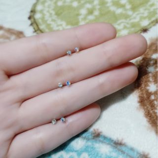 พร้อมส่ง ✨ต่างหู ก้านพลาสติก สีขาวโอปอล 2.50 / 3.00 / 4.00 มิล ราคาส่ง