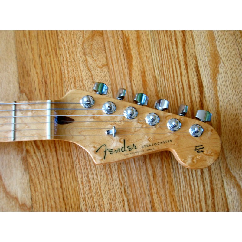 โลโก้หัวกีตาร์ Fender Stratocaster Custom Shop Classic