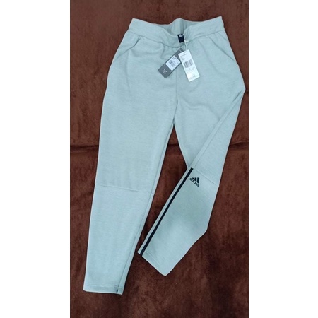 กางเกง adidas zne แท้ 10000