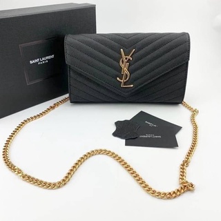 กระเป๋าสะพาย laurent wallet on chain bag สินค้าพร้อมกล่อง ถ่ายจากสินค้าจริงพร้อมส่งค่ะ ขนาด กว้าง9 สูง5.5 นิ้วค่ะ