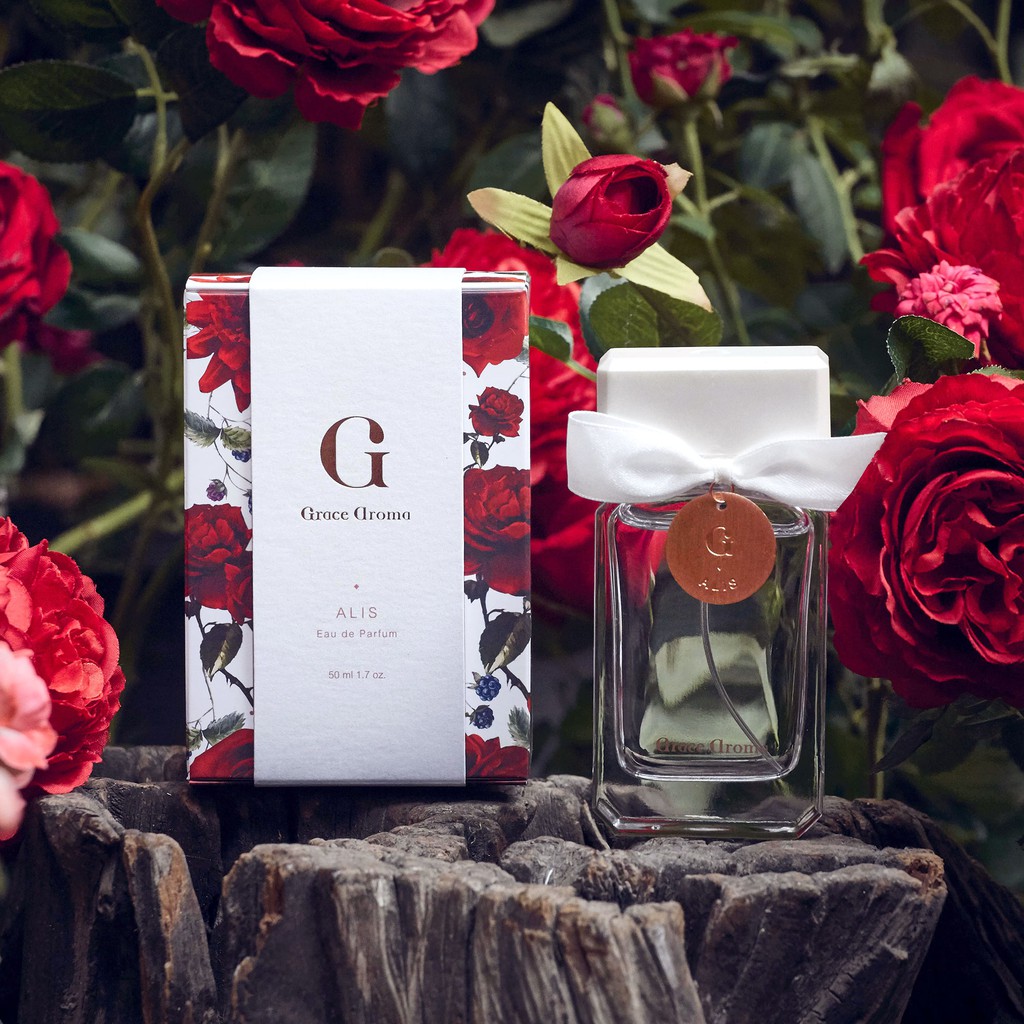 น้ำหอม เกรซ อโรม่า กลิ่นหอมหัวเชื้อจากฝรั่งเศส สวยหรู ติดทนนาน / Grace Aroma Eau De Parfum 50 ML