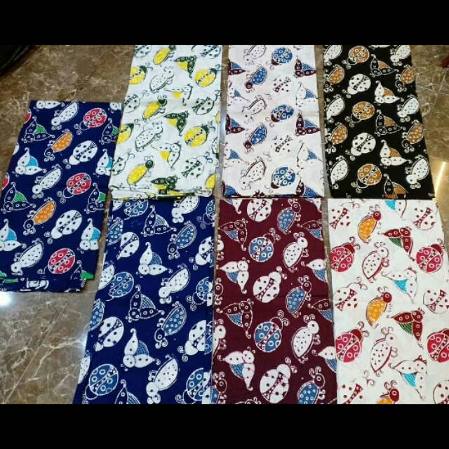 Order a /n Ellen รองเท้าผ้าใบสีขา